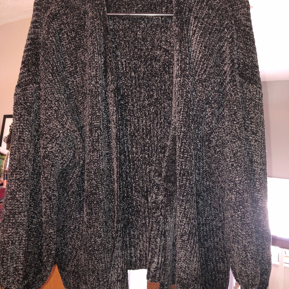 Cardigan - Picture 2 of 5